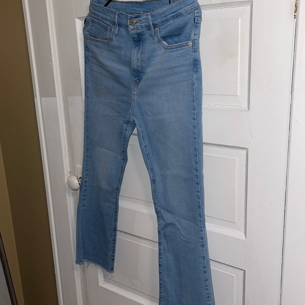Crop flare Levi’s